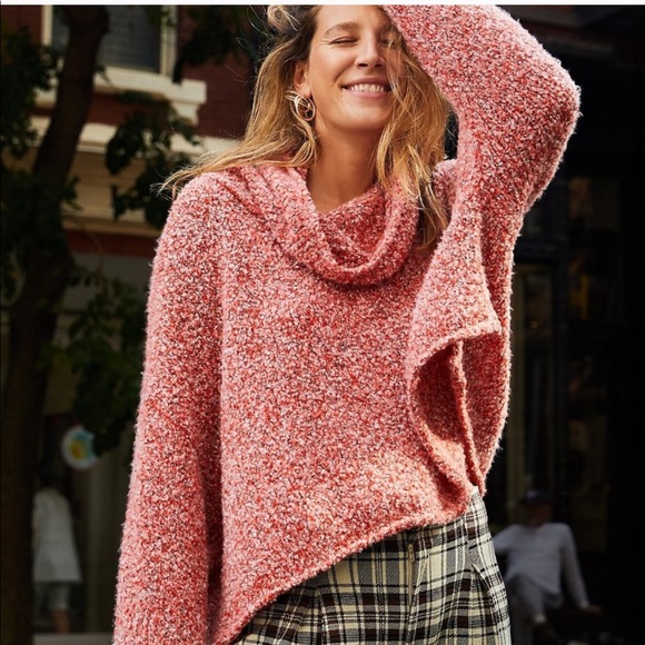 Free People Sweaters - NWT FREE PEOPLE BF COZY COWL SLOUCHY SWEATER Z30-1
